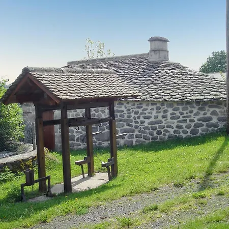 Maison De Charme A Avec Vue Sur Les Montagnes Valuejols